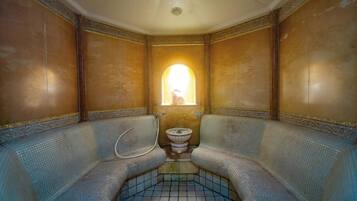 Sauna seca, banheira de hidromassagem, sauna a vapor