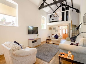 TV - 2 Bed in Fordingbridge (oc-56823) (Woodgreen)