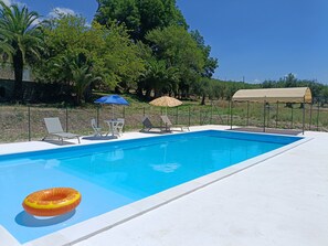 Pool - The historic Sicilian farmhouse nestled amid 7 hectares of organic olive groves (Sicilia)