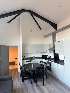 Grand Penthouse, 2 Bedrooms, Non Smoking, City View | Dining - Dale Street Apartments by StaySavvy (Liverpool)