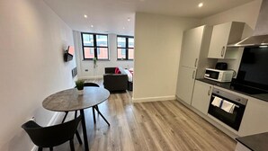 Junior-Apartment, Stadtblick | Innenbereich