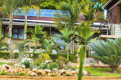 Palm Leaf Gardens