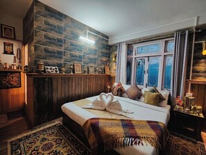 Klassieke tweepersoonskamer, uitzicht op bergen
