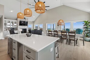 Dining - KD2504A-Beautiful, new build home, 5 bedroom, Ocean View, Hot Tub, Elevator! (Kill Devil Hills)