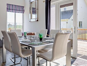 Dining - 3 Bed in Beadnell (oc-cn029) (Beadnell)