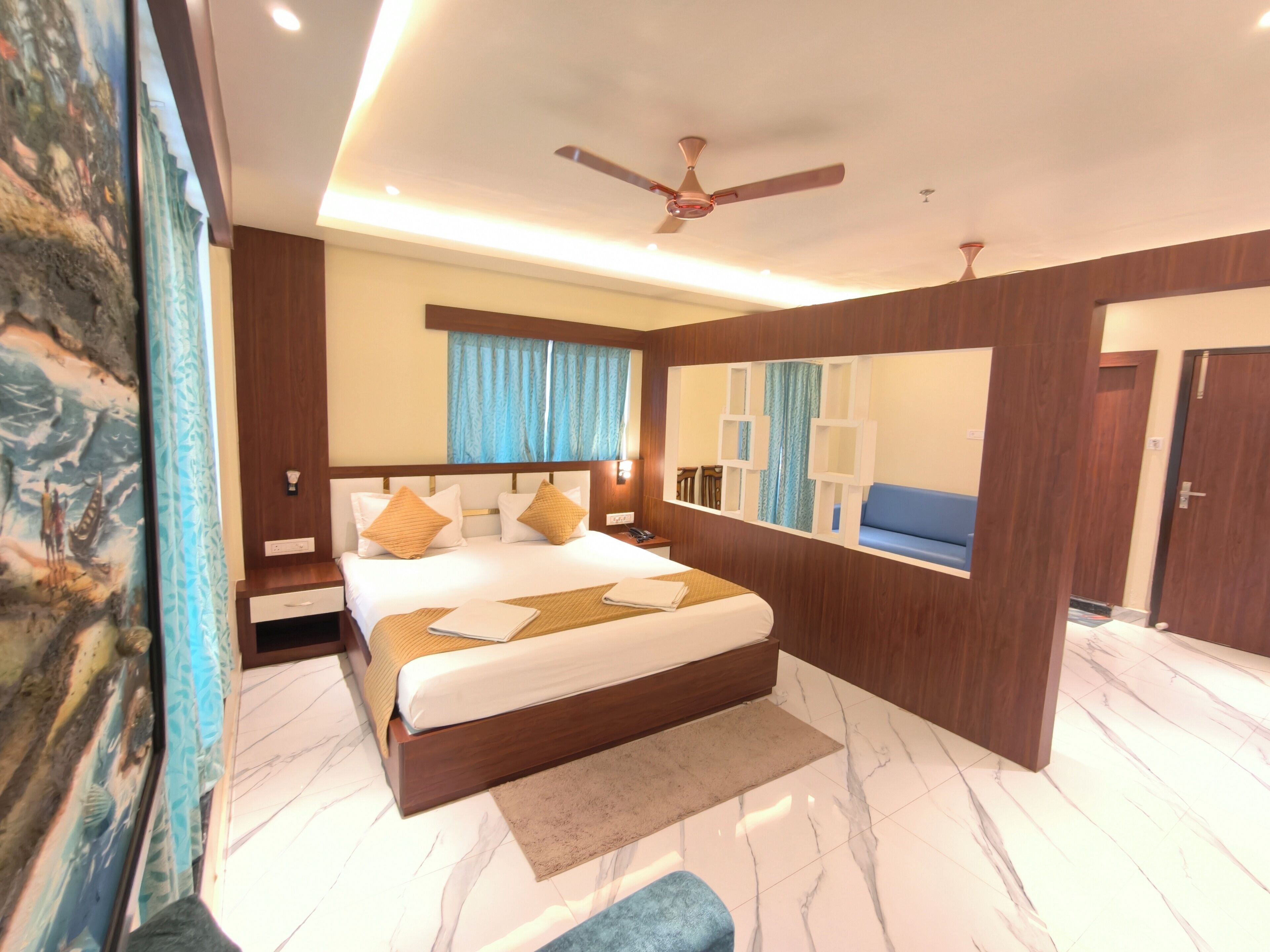 Doppia luna di miele, vista città | Una scrivania, Wi-Fi gratuito
