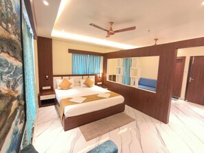 Honeymoon Double Room, City View | Desk, free WiFi - Digha Hotel with Banquet Bangla Queen (Kanthi)