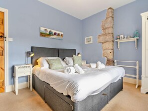 3 Schlafzimmer, Reisekinderbett, kostenloses WLAN, Bettwäsche