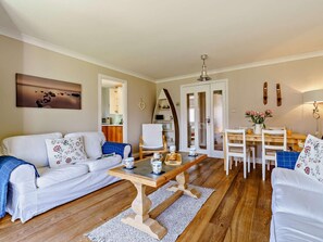 TV - 2 Bed in Chathill (oc-cn028) (Beadnell)