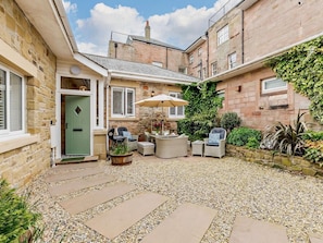 Terrace/patio - 3 Bed in Beadnell (oc-cn037) (Beadnell)