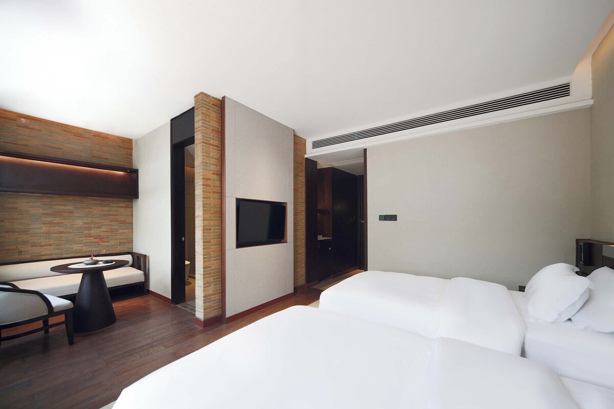 Standard Twin Room, Balcony, Garden View