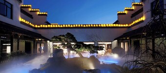 Fenghuangliuyuan Garden Hotel