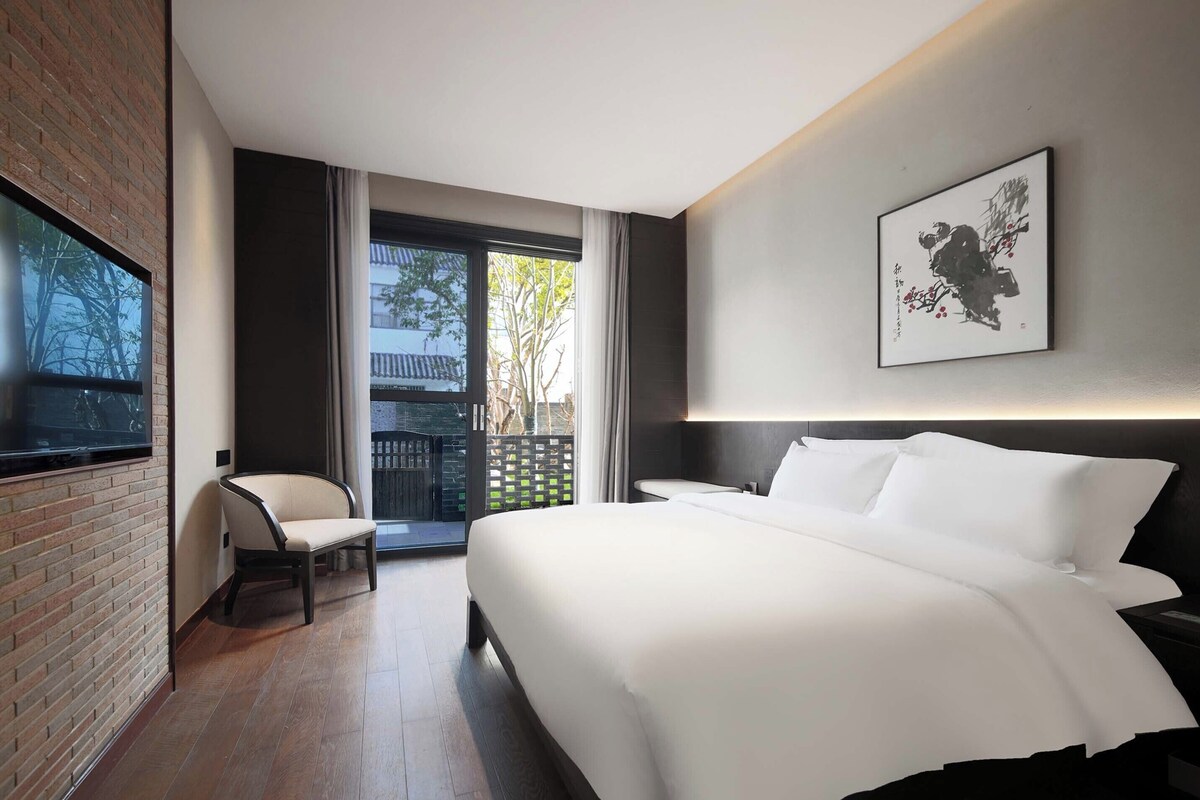Superior Double Room, Garden View
