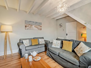TV - 2 Bed in Seahouses (oc-cn082) (Seahouses)