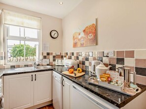 Oven, dishwasher, high chair, cookware/dishes/utensils - 2 Bed in Seahouses (oc-cn082) (Seahouses)