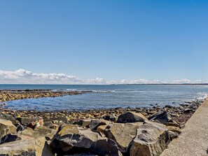 Beach - 3 Bed in Beadnell (oc-cn119) (Beadnell)