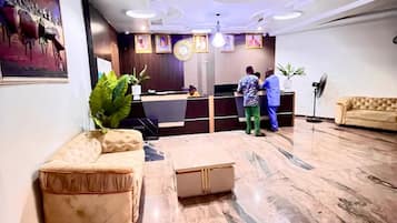 Presidential Suite, City View | Lobby