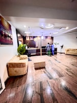 Presidential Suite, City View | Lobby