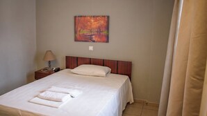 Unclassified image, 3 of 13, button - Hotel ALS Karystos (Karystos)