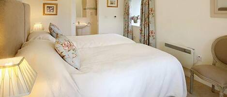 Cosy bedroom