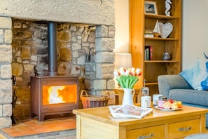 Interior - 3 Bed in Seahouses (oc-cn103) (Seahouses)