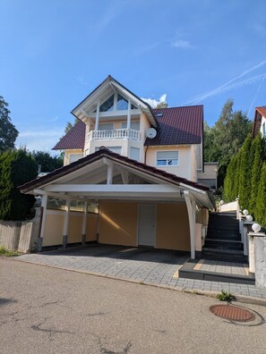 Extérieur