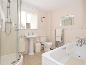 Bathroom - 2 Bed in Rowlands Gill (oc-cn192) (Rowlands Gill)
