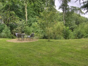 Outdoor dining - 2 Bed in Rowlands Gill (oc-cn192) (Rowlands Gill)