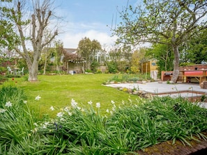 Property grounds - 3 Bed in Low Newton By The Sea (oc-cn203) (Newton-by-the-Sea)