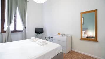 Apartment (1 Bedroom) | Interior