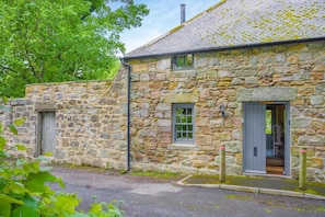 Exterior - 1 Bed in Alnwick (oc-cn205) (Eglingham)