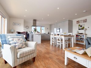 TV - 2 Bed in Amble (oc-cn183) (Amble)