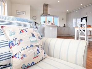 TV - 2 Bed in Amble (oc-cn183) (Amble)