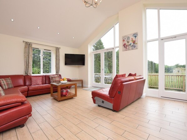 Living area - 3 Bed in Rowlands Gill (oc-cn209) (Rowlands Gill)