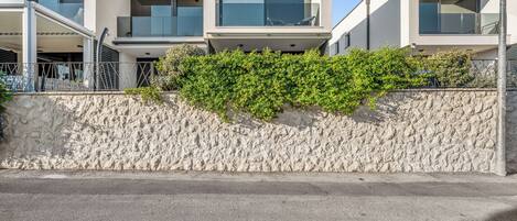 Standard Townhome, 2 Bedrooms, 2 Bathrooms (Pure Bliss Villa With Jacuzzi) | Exterior