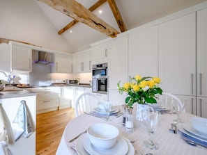 Dining - 2 Bed in Gloucester (oc-60203) (Redmarley D'Abitot)