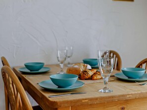 Dining - 2 Bed in Bideford (oc-60430) (Pusehill)