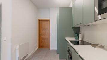 Superior Apartment, 1 Bedroom | Private kitchen | Full-size fridge, microwave, oven, stovetop