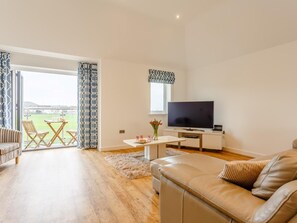 TV - 3 Bed in Westward Ho! (oc-60678) (Westward Ho!)