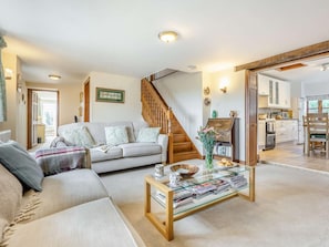 TV, fireplace - 3 Bed in Carisbrooke (oc-ic037) (Newport)