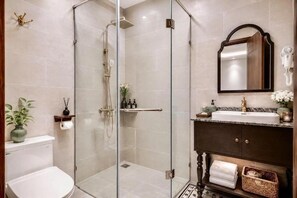 Deluxe-Doppelzimmer, Stadtblick | Badezimmer