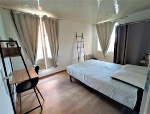 Iron/ironing board, WiFi, bed sheets - Montpellier, large community, 20 minutes from the ocean (Montpellier)
