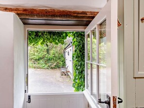 Interior - 1 Bed in Bideford (oc-smidd) (Littleham)