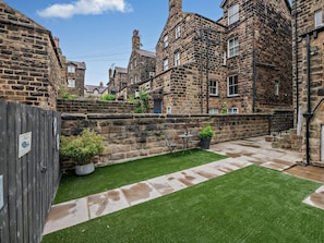 Property grounds - 1 Bed in Harrogate (oc-hh055) (Harrogate)