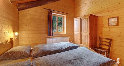Mountain Hut 'la Fraccia' in pristine Alpine setting