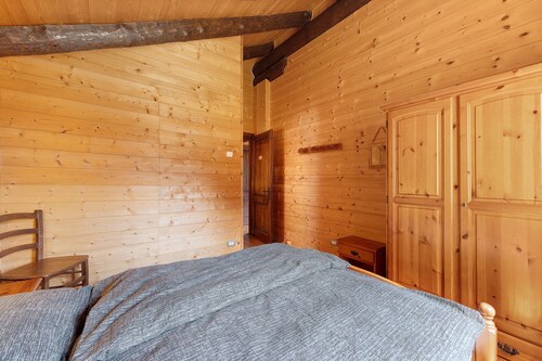 Mountain Hut 'la Fraccia' in pristine Alpine setting