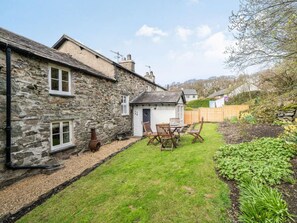 Outdoor dining - 2 Bed in Nr Ulverston (oc-lcc02) (Bouth)