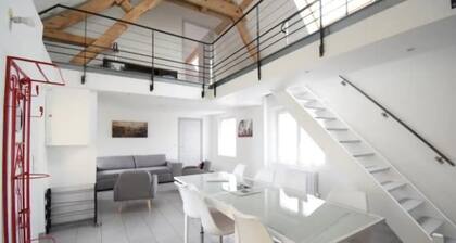 Two charming vacation rentals in a beautiful setting, accommodating up to 12 people