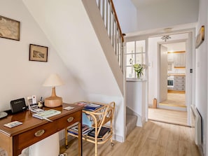Interior - 3 Bed in Niton Undercliff (oc-ic125) (Niton)