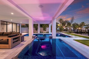 Pool - Sunset Tulia Paradise (Anna Maria)